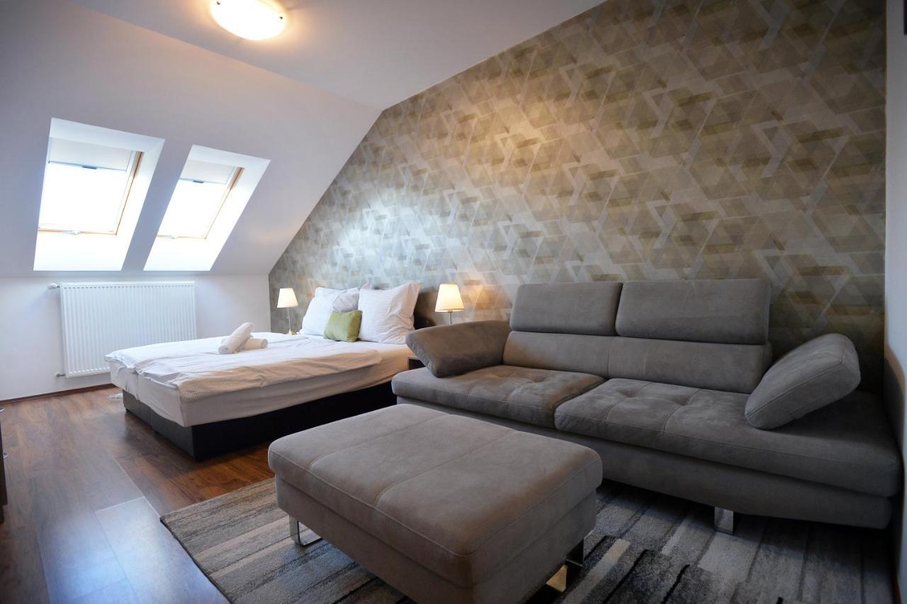 Corner Apartman Eger Extérieur photo