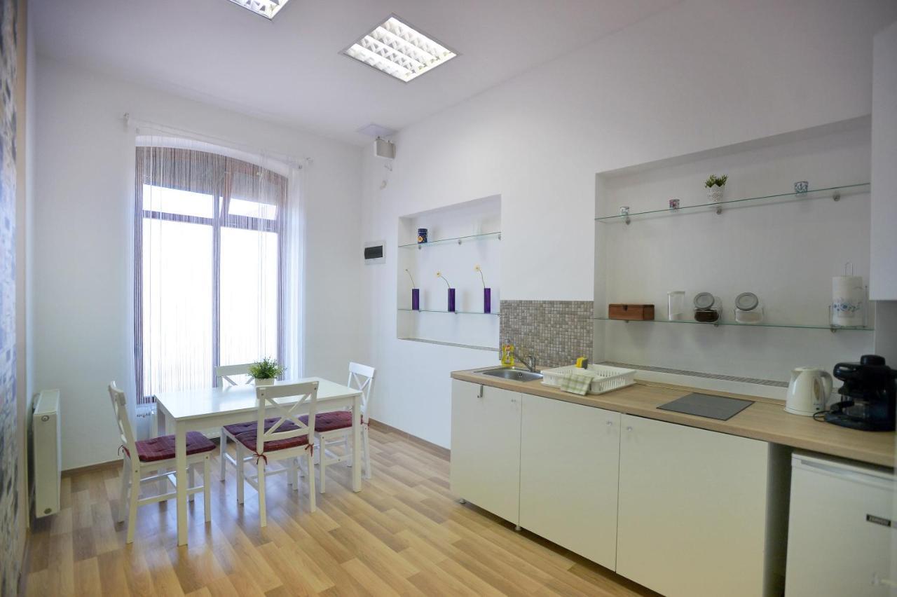 Corner Apartman Eger Extérieur photo