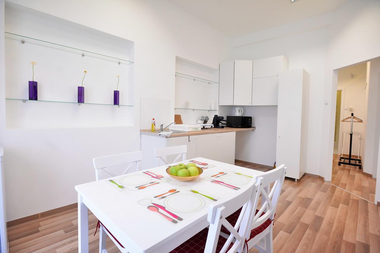 Corner Apartman Eger Extérieur photo